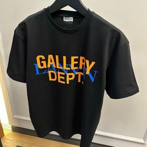 Men gallery dept tshirt 100% authentic with tags